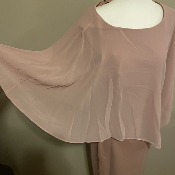 Hannah Nicole size 10, special occasion dress. - Picture 5 of 5